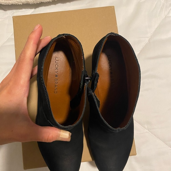 Black leather lucky brand booties - Picture 6 of 9